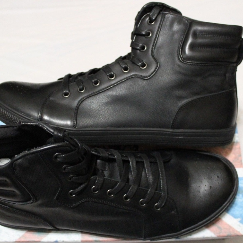 ENGLISH LAUNDRY BABA BLACK LEATHER HI-TOP SNEAKER - Picture 3 of 6